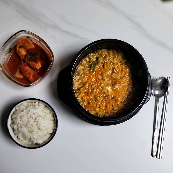 Korean Ramen's Best Friend, Kimchi and Cold Rice